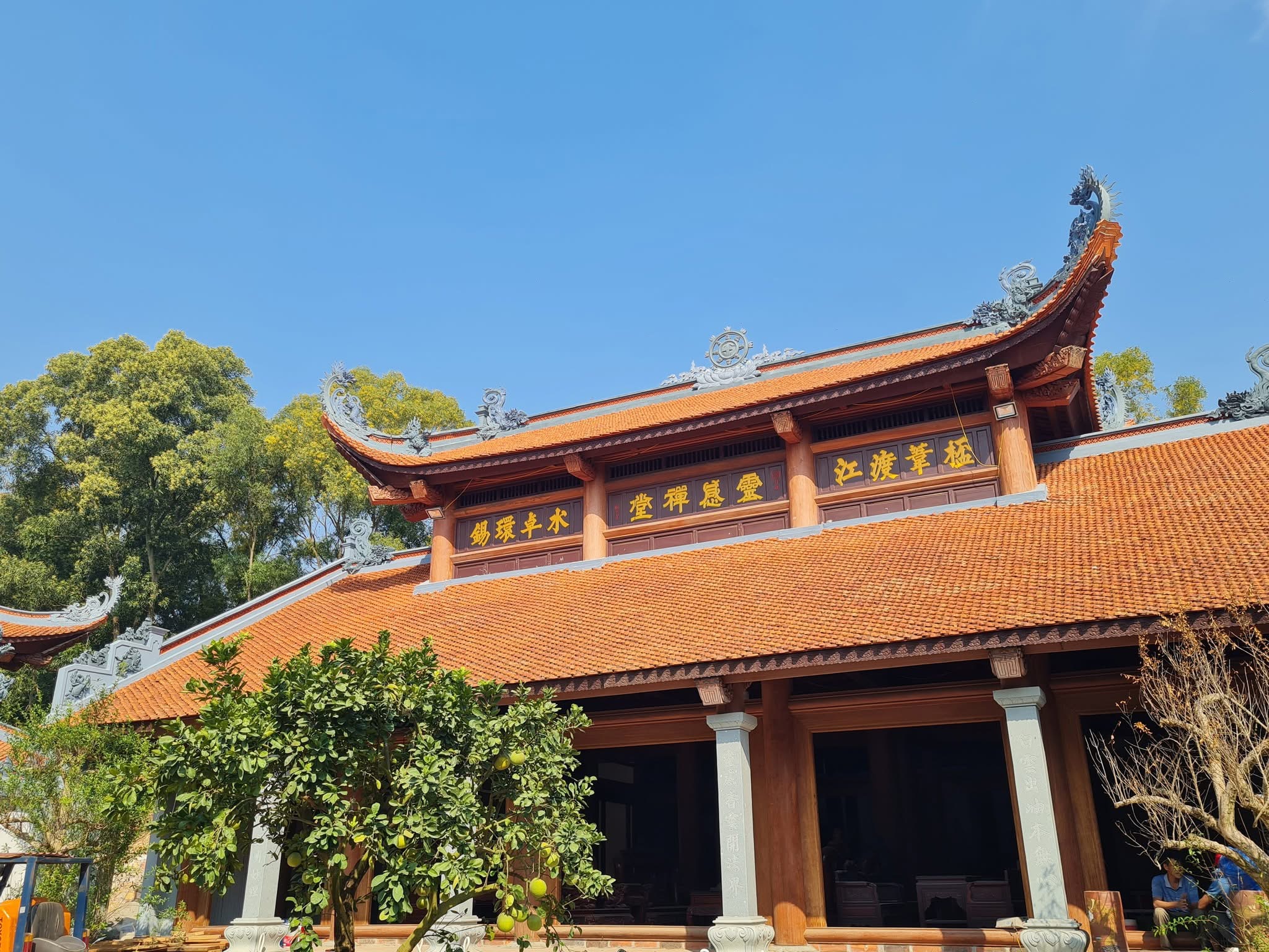 Chùa Bách Môn (Linh Cảm Tự)